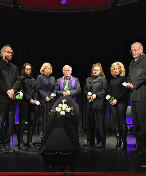 (c) Bruckmühle Ensemble